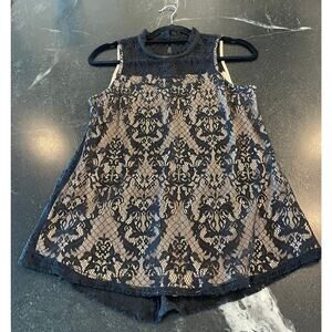 Fortune +  Ivy NWT black lace sleeveless blouse M BOHO